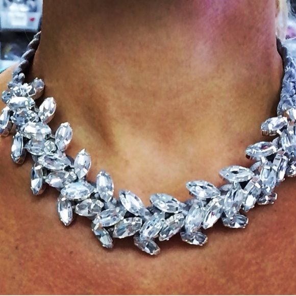 Nwt amazing light weight necklace BLUE only. Check other listings for bundles - Picture 2 of 4